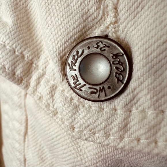 WE THE FREE Free People Rumors Denim Jacket Ecru Cream Size M - Picture 9 of 13